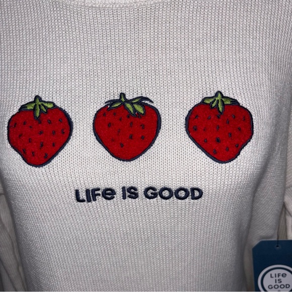 Life Is Good NEW Strawberry embroidered sweater long sleeve roll hem size Medium - Picture 2 of 11